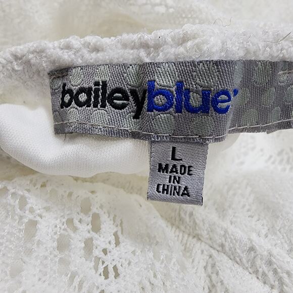 Bailey Blue Dress Womens L White Crochet Lace Strappy V-Neck Back Cutout Mini - Picture 4 of 10